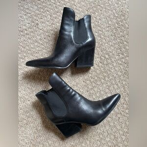 Kendall & Kylie Boots size 8.5